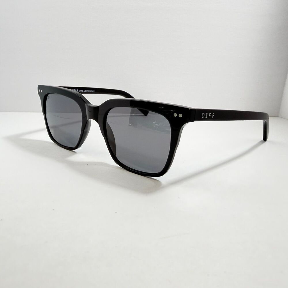 DIFF EYEWEAR Billie BK-GR143P Sunglasses Women's Black Square Polarized UV Grey